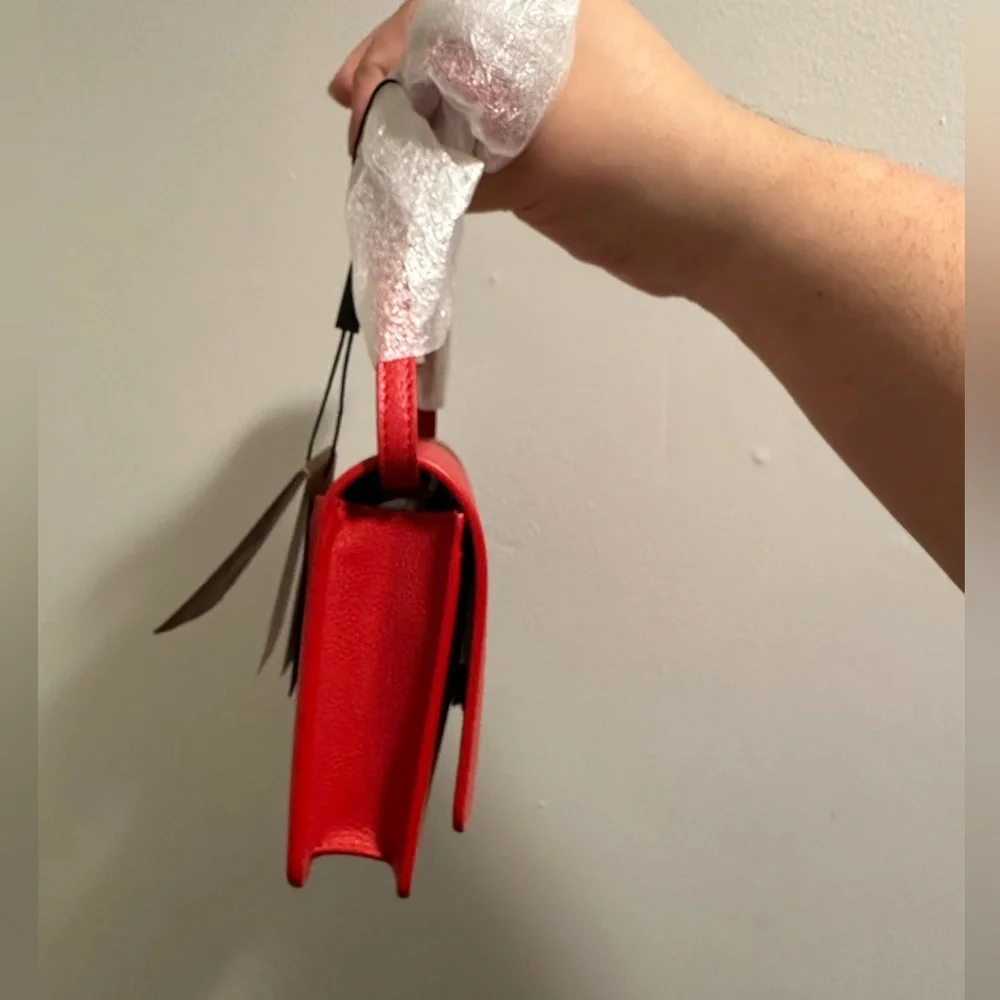 NEW Red Burberry crossbody - Picture 7 of 10